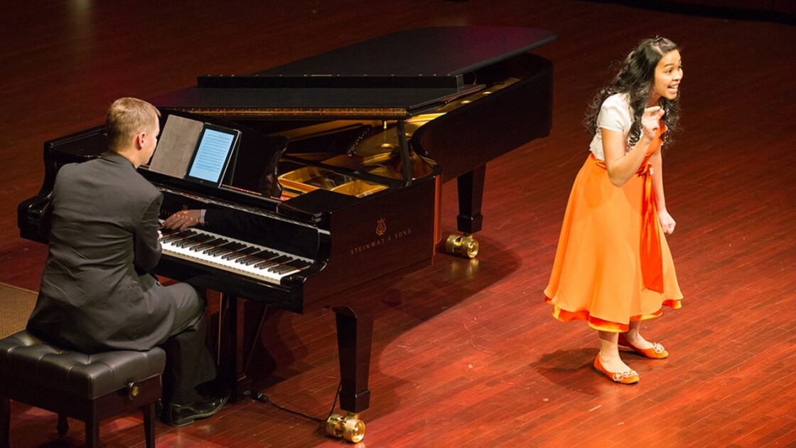 Herbert W. Armstrong College senior Hannah Estebat performs at Armstrong Auditorium March 27. (Photo: Jessica Dalton)