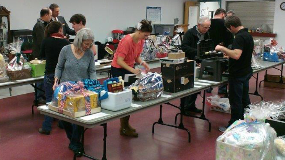 Members browse items made by other members and contributed by local businesses. 