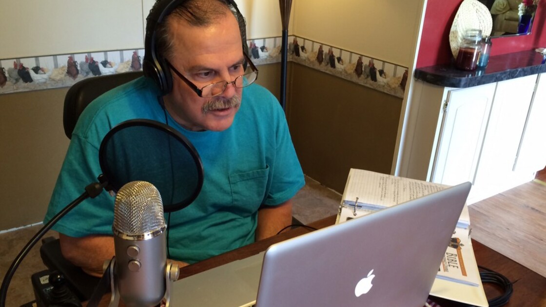 Special member services department volunteer Bob Harmon narrates the Herbert W. Armstrong College Bible Correspondence Course. (Photo: Deborah Douglas)