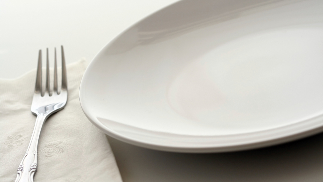 16x9(Power of fasting)
White dining plate
