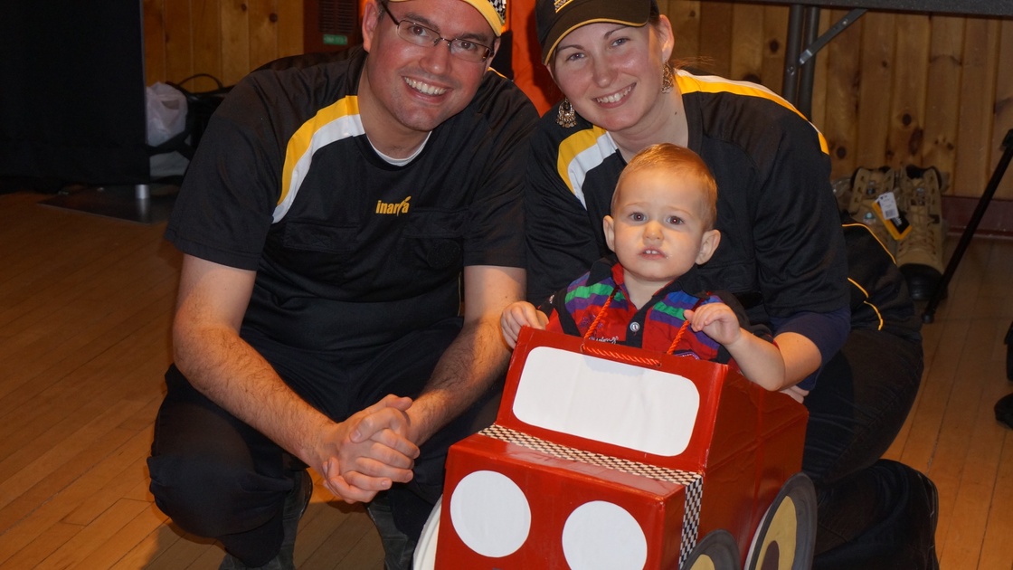 Mini-racer Brendan and his pit crew Dan and Carrie Gauvreau.