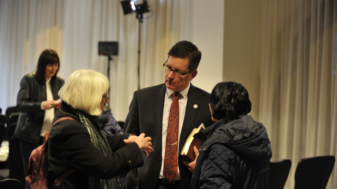 ACT UK PAC Glasgow Mr. Stephen Flurry talking with attendees following the lecture