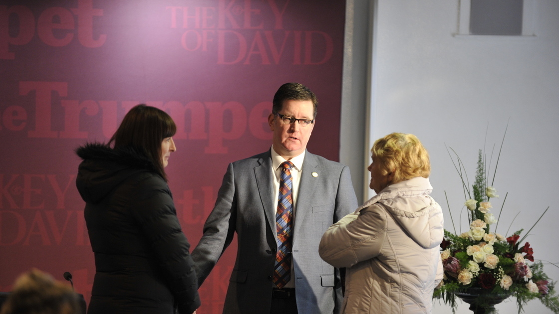 ACT UK PAC Glasgow Mr. Stephen Flurry talking with attendees following the lecture