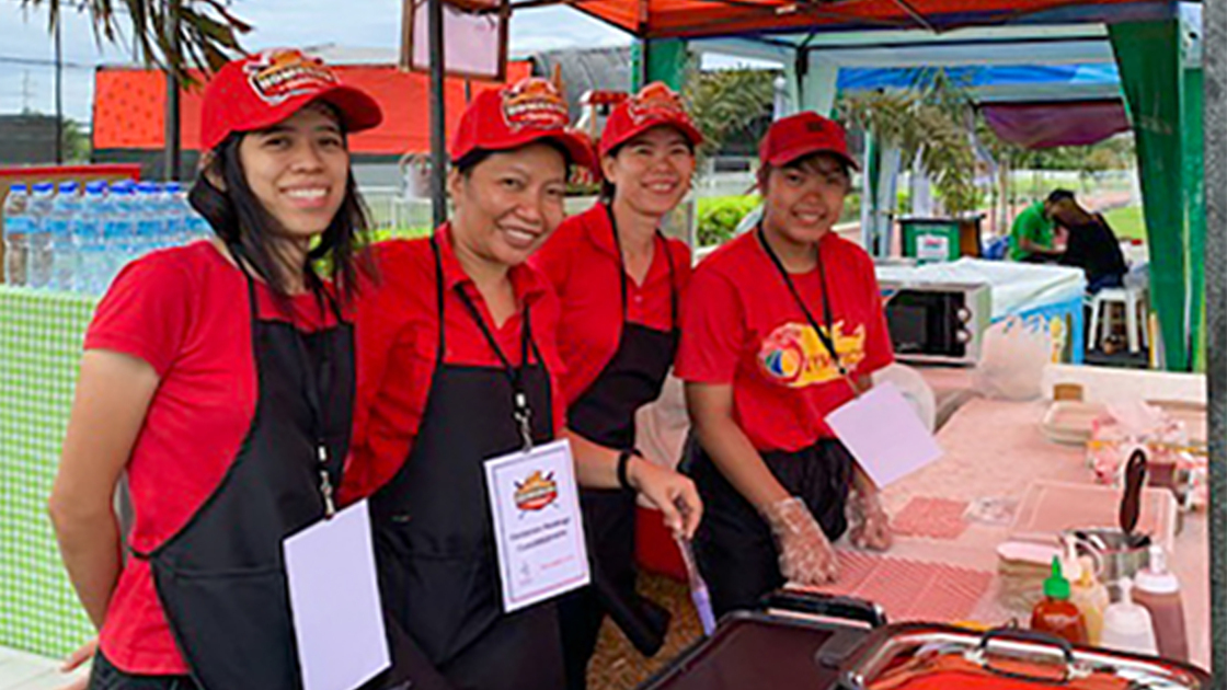 Philippines Hotdog Fundraiser 5