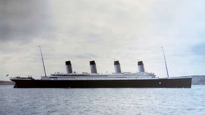 210302-Titanic-Cobh-Harbour-1912.jpg