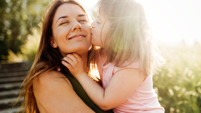 210311-Mom and Daughter-iStock-870467682.jpg