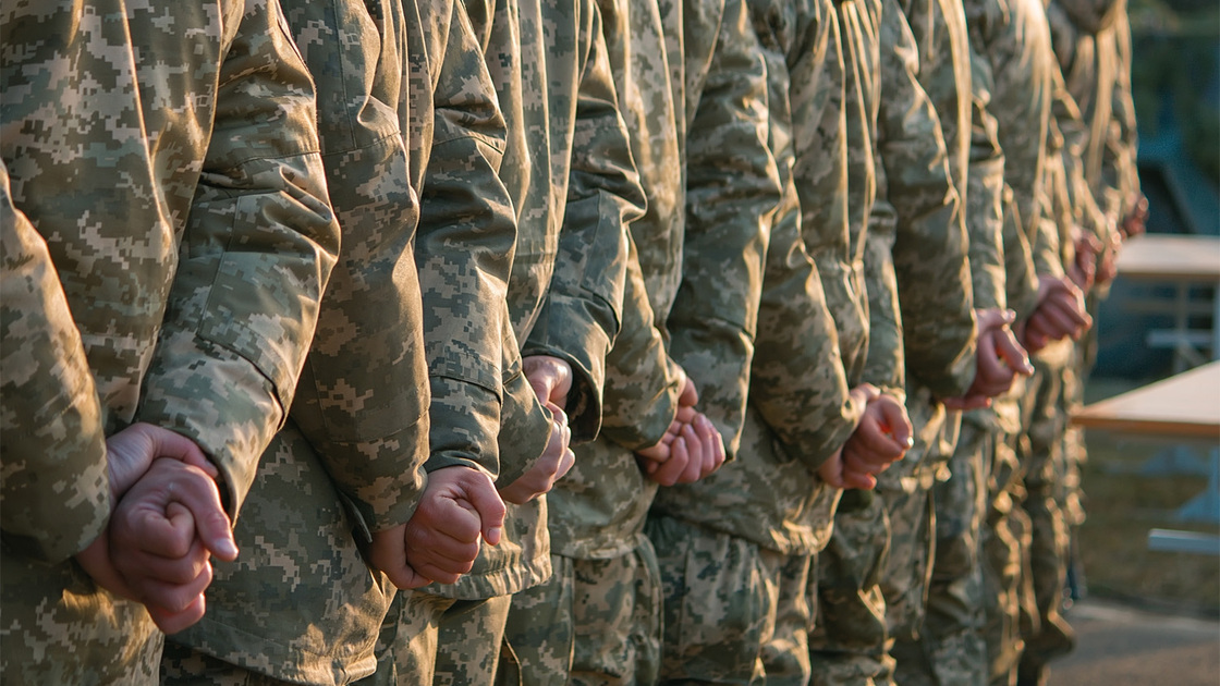 220429-army-iStock-1199221593.jpg