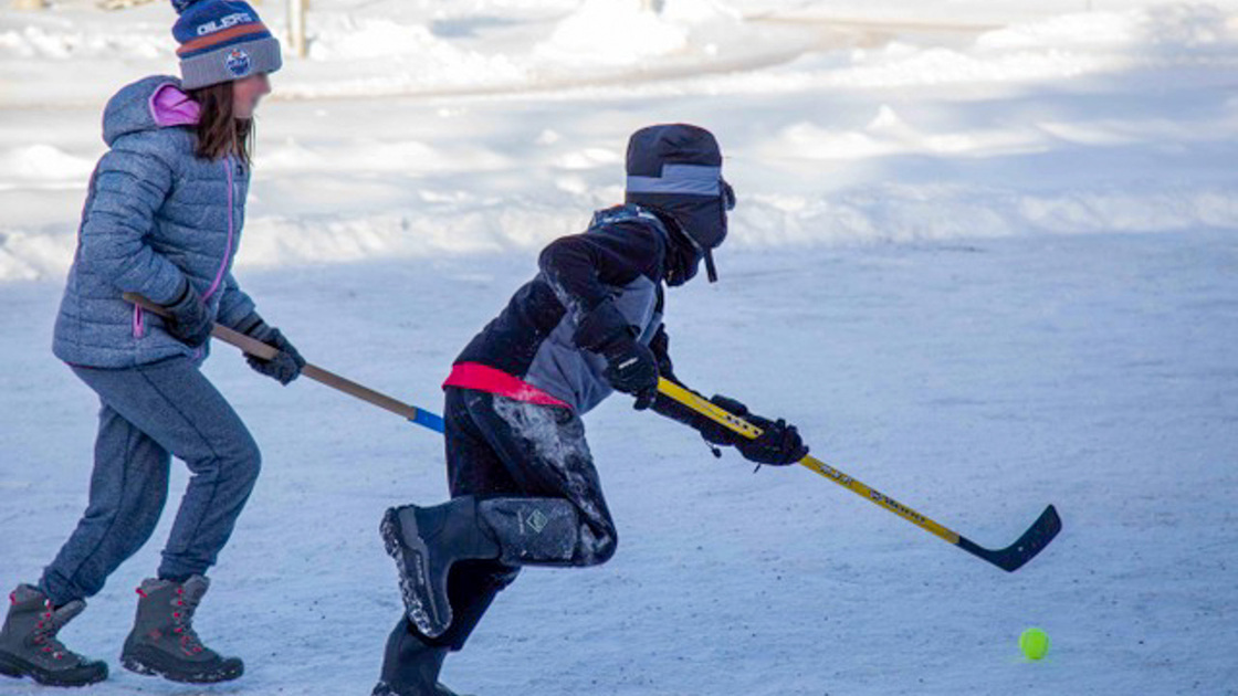 221225 Edmonton Winter Weekend_Tabitha Friesen-73.jpg