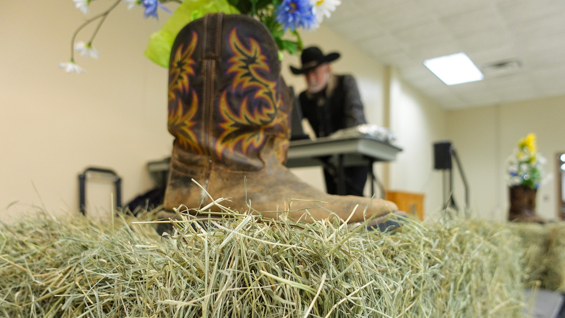 230225 Texas Square Dance and Pie contest_Lailah Miller-3.jpg