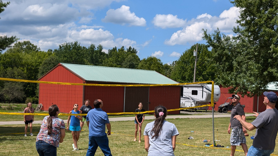 240811 NE Picnic_Gwen and Mikaylah Davis-1.jpg