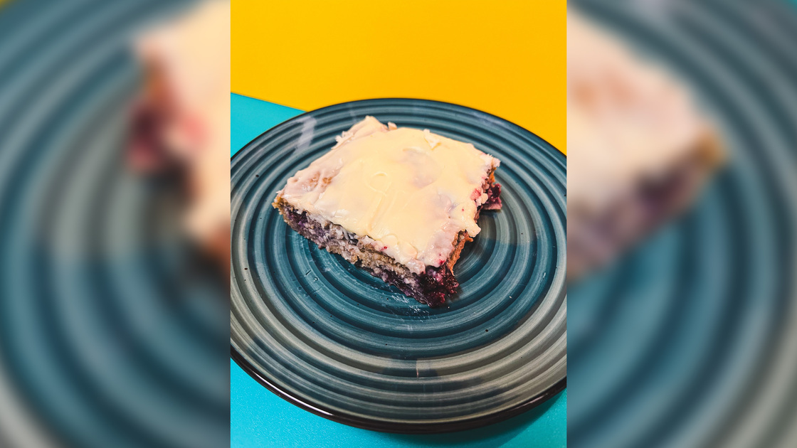 Desserts Blueberry Oatmeal Cake_Megan Wack-16x9.jpg