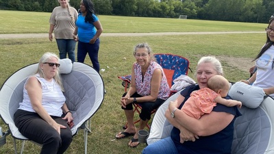 250817 Illinois picnic_Fleda Livingston-2.jpeg
