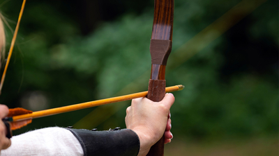 251209-JAH-Bow and String-1163727454