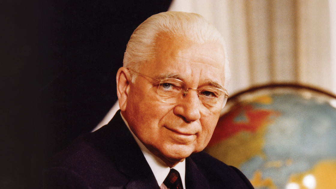 HWA photo (He Was Right cover)