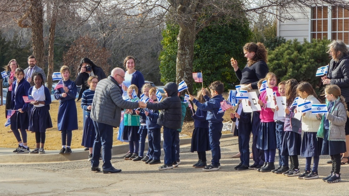 260204 IA Gaudi Taub Greeting_PCG-1.jpeg